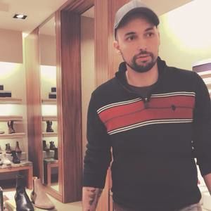 Meet your Posher, Brandon